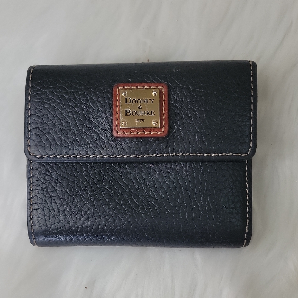 DOONEY‎ & BOURKE Black Small Flap Pebble Grain Snap Closure Coin Pocket Wallet